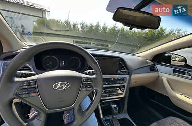 Седан Hyundai Sonata 2015 в 