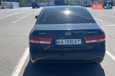 Седан Hyundai Sonata 2009 в  фото 5 Седан Hyundai Sonata 2009 в