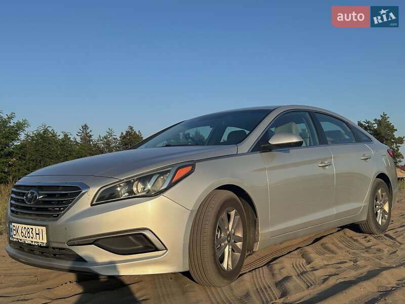 Седан Hyundai Sonata 2016 в Ровно