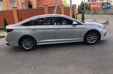 Седан Hyundai Sonata 2017 в 