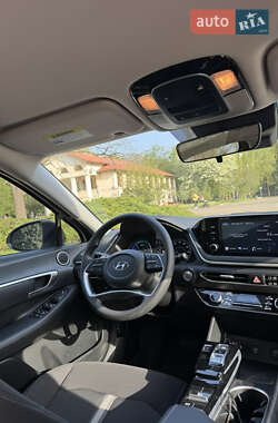 Седан Hyundai Sonata 2021 в 