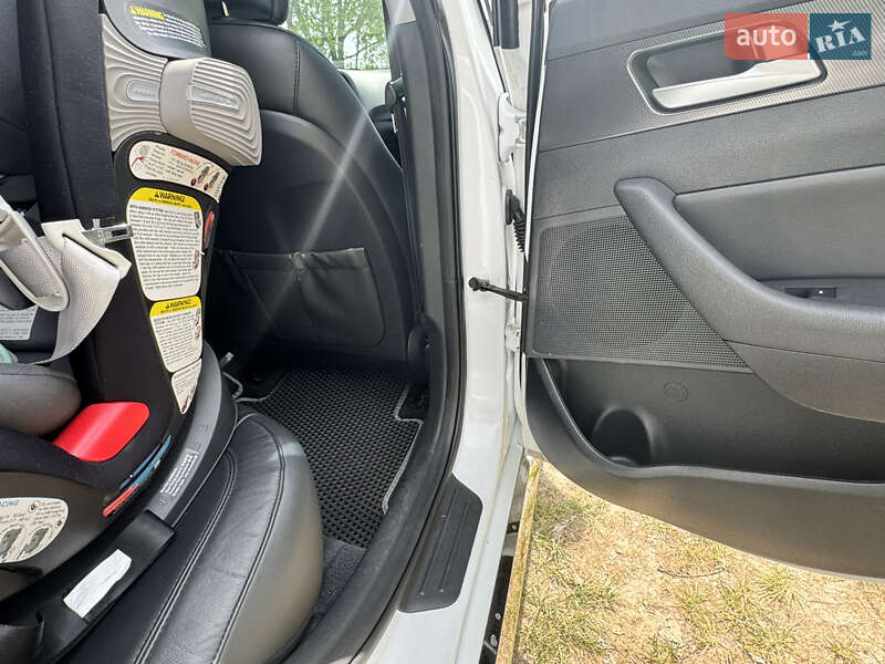 Седан Hyundai Sonata 2016 в Киеве