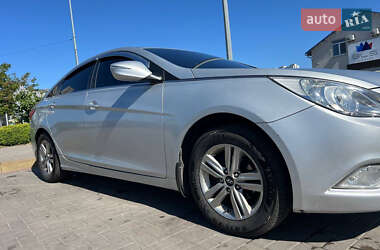 Седан Hyundai Sonata 2013 в 