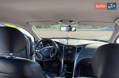 Седан Hyundai Sonata 2013 в 