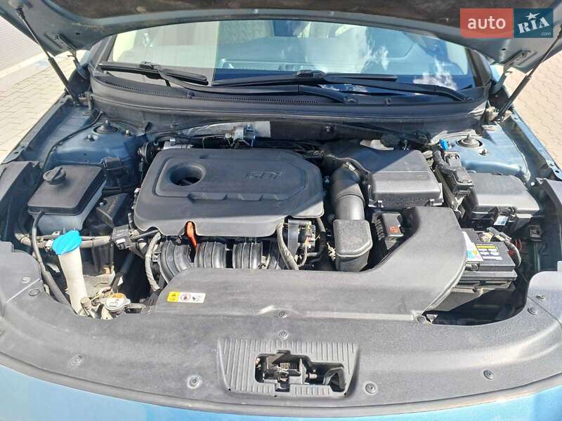 Седан Hyundai Sonata 2015 в Киеве