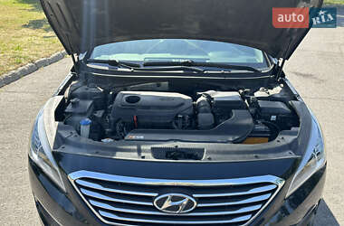 Седан Hyundai Sonata 2015 в 