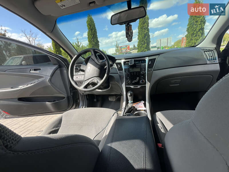 Седан Hyundai Sonata 2013 в Василькове