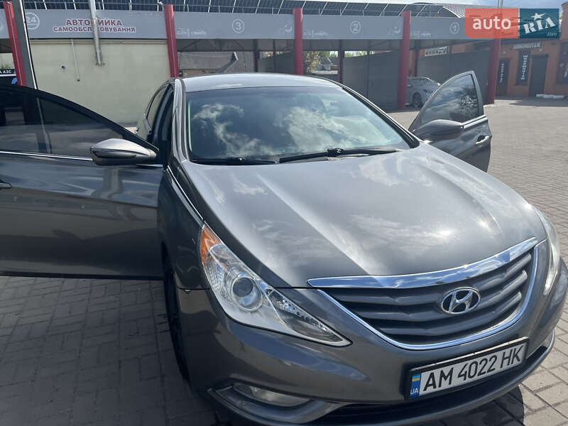 Седан Hyundai Sonata 2013 в Василькове