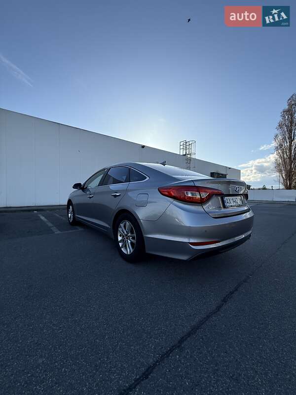 Седан Hyundai Sonata 2015 в Львове