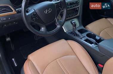 Седан Hyundai Sonata 2015 в 