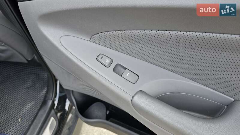 Седан Hyundai Sonata 2013 в Києві