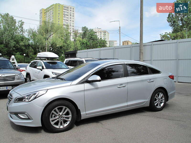 Седан Hyundai Sonata 2016 в Киеве