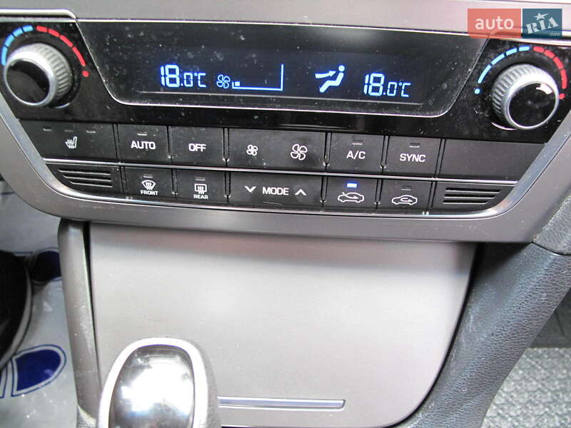 Седан Hyundai Sonata 2016 в Киеве