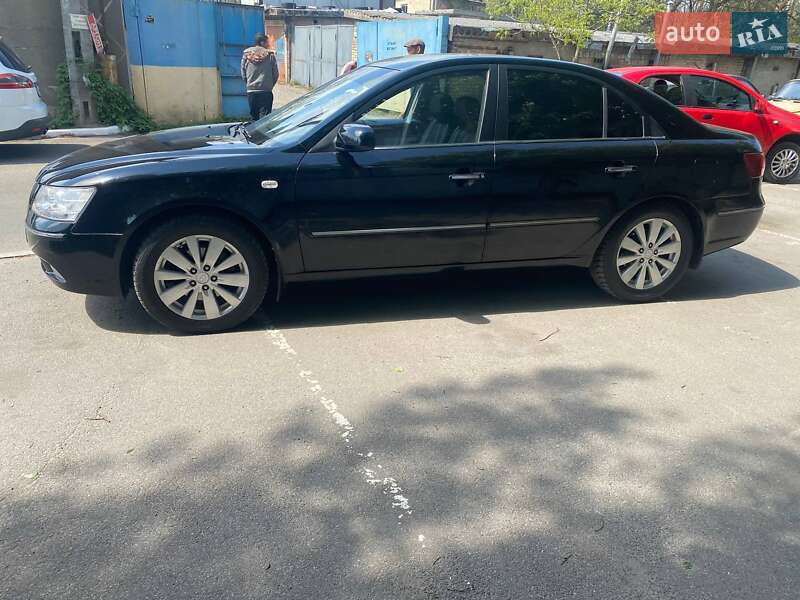 Hyundai Sonata 2008