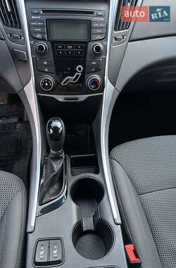 Седан Hyundai Sonata 2013 в 