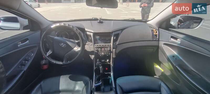 Седан Hyundai Sonata 2014 в Киеве