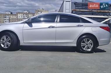 Седан Hyundai Sonata 2014 в 