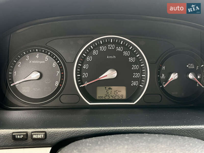 Седан Hyundai Sonata 2006 в Львові