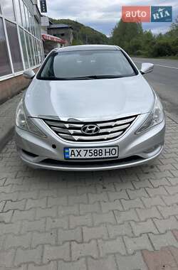 Седан Hyundai Sonata 2010 в Рахові