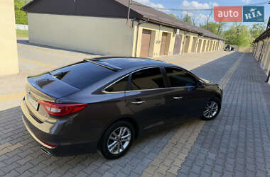Седан Hyundai Sonata 2015 в 