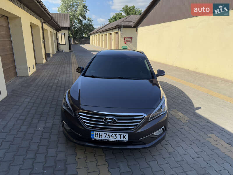 Седан Hyundai Sonata 2015 в Измаиле