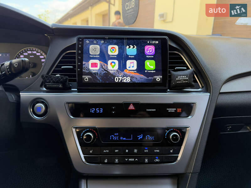 Седан Hyundai Sonata 2015 в Измаиле