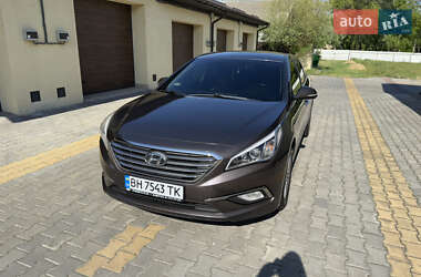Седан Hyundai Sonata 2015 в 