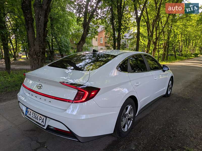 Седан Hyundai Sonata 2019 в Киеве