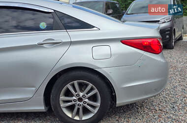 Седан Hyundai Sonata 2012 в 