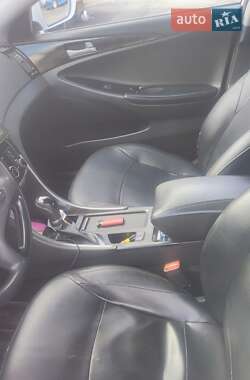 Седан Hyundai Sonata 2014 в 