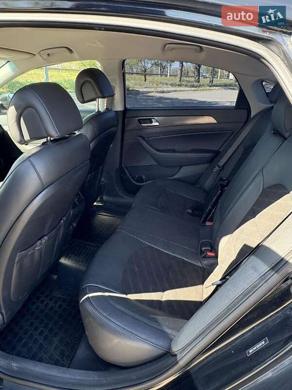 Седан Hyundai Sonata 2016 в Миколаєві