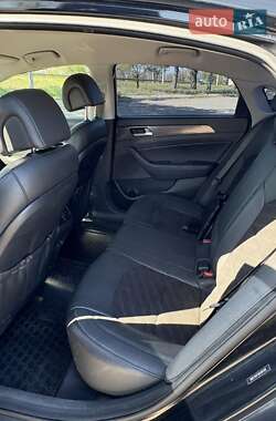 Седан Hyundai Sonata 2016 в 