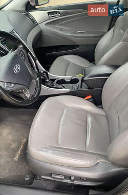 Седан Hyundai Sonata 2014 в 