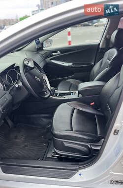 Седан Hyundai Sonata 2010 в 