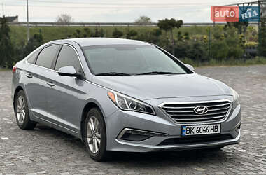 Седан Hyundai Sonata 2015 в Рівному