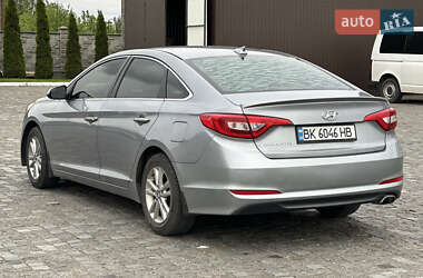 Седан Hyundai Sonata 2015 в 