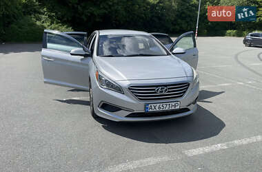 Седан Hyundai Sonata 2015 в Золочеві