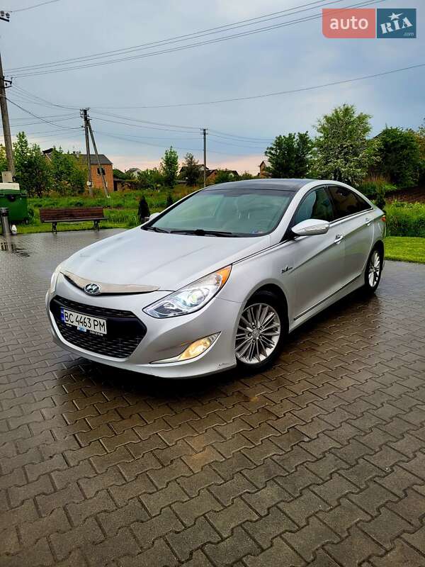 Седан Hyundai Sonata 2014 в Львове