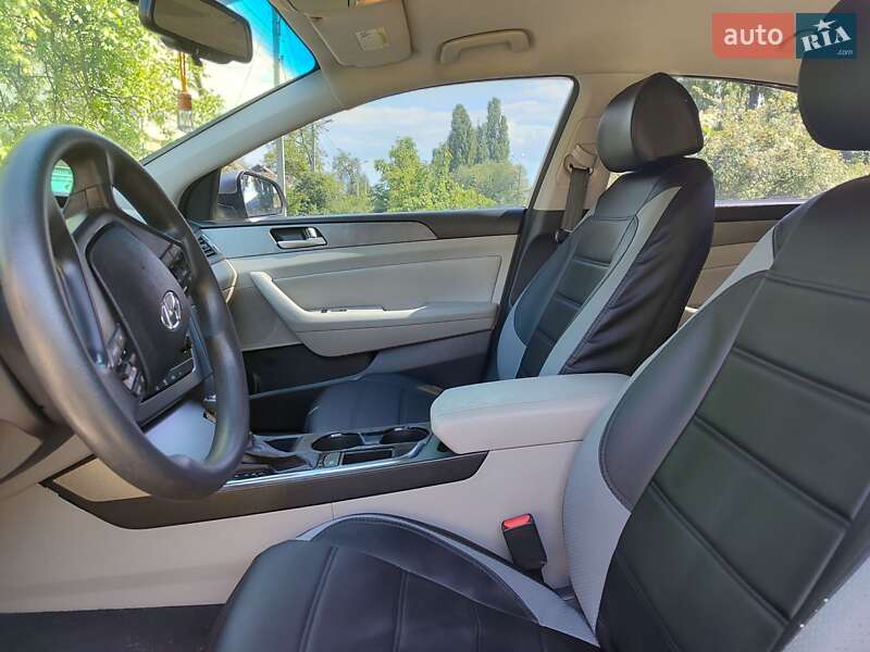 Седан Hyundai Sonata 2014 в Кременчуці