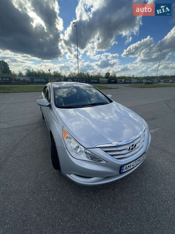 Седан Hyundai Sonata 2011 в Киеве фото 2 Седан Hyundai Sonata 2011 в Киеве