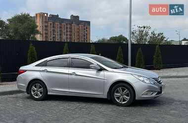 Седан Hyundai Sonata 2013 в 
