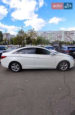Седан Hyundai Sonata 2011 в 