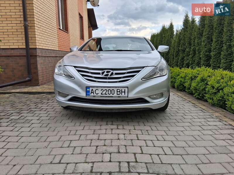 Седан Hyundai Sonata 2012 в 