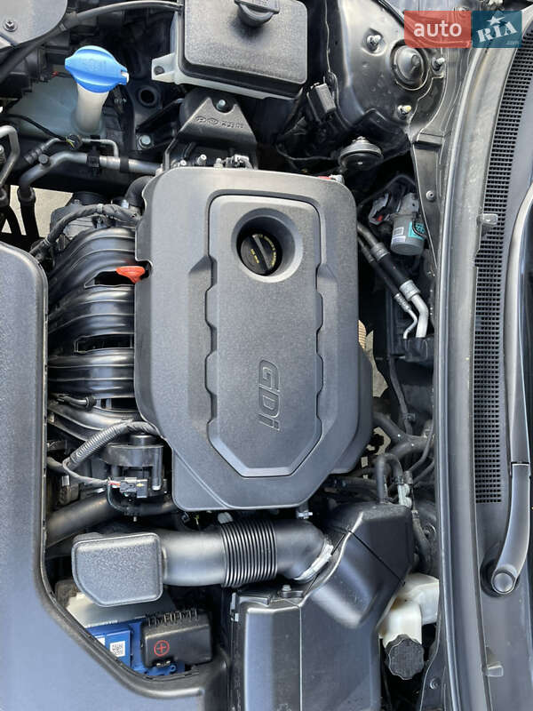 Седан Hyundai Sonata 2015 в Вознесенську