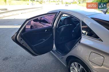 Седан Hyundai Sonata 2013 в 