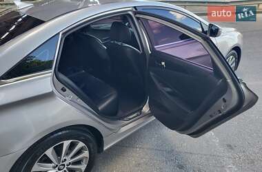 Седан Hyundai Sonata 2013 в 