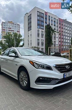 Седан Hyundai Sonata 2015 в Киеве
