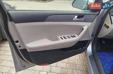 Седан Hyundai Sonata 2015 в 