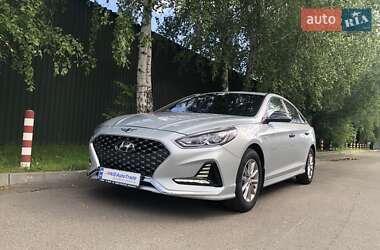 Седан Hyundai Sonata 2018 в Киеве