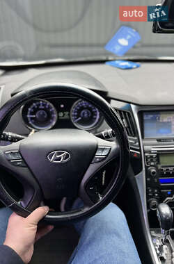 Седан Hyundai Sonata 2010 в 